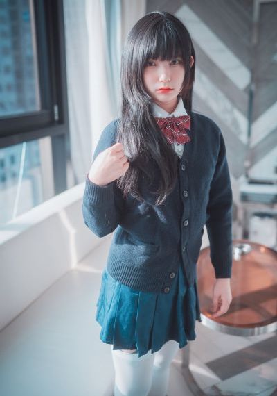 笼中女囚电影