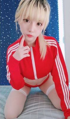 一个人看的www高清免费播放
