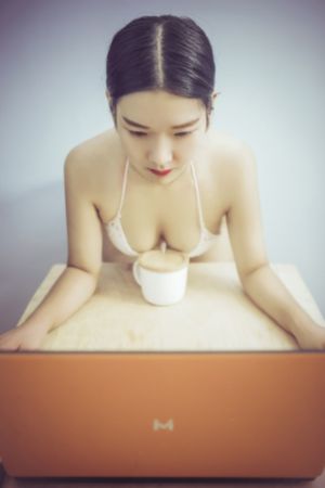 痴汉电车免费在线观看
