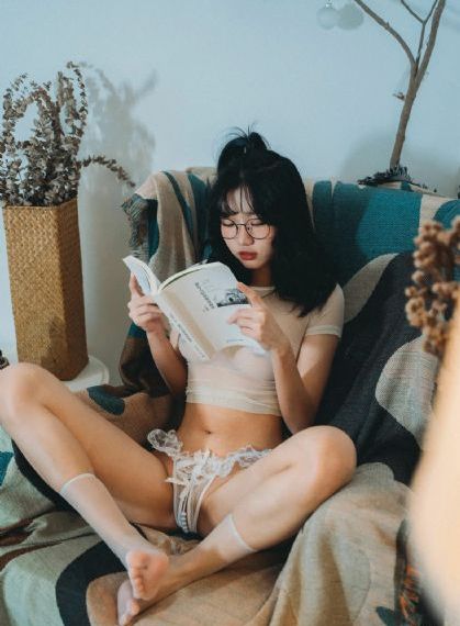 男模全身脱得精光gay网站