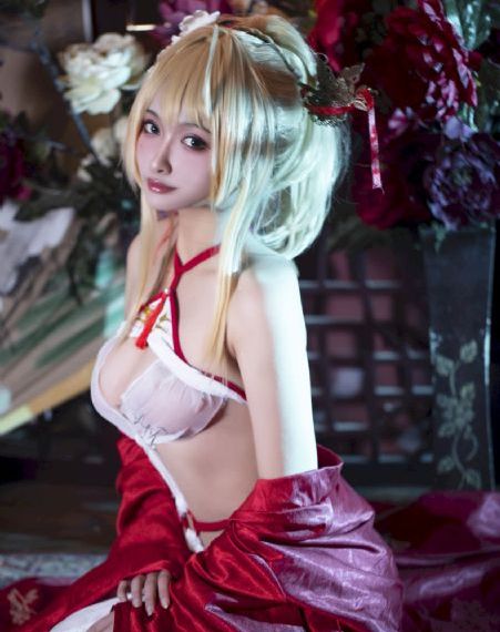 天美mv少妇传媒在线观看