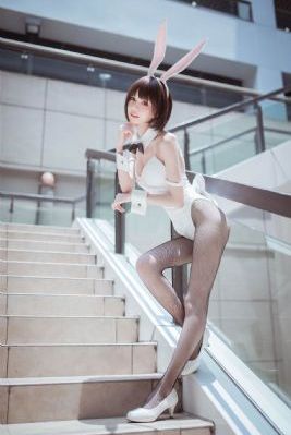 《婚前试爱》